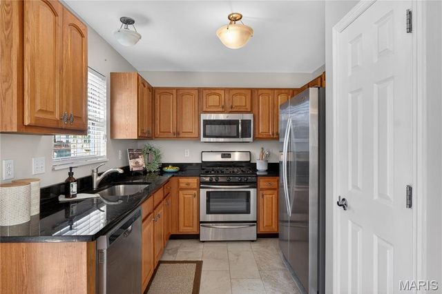 127 Granite Way, Wentzville, MO 63385