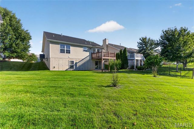 127 Granite Way, Wentzville, MO 63385