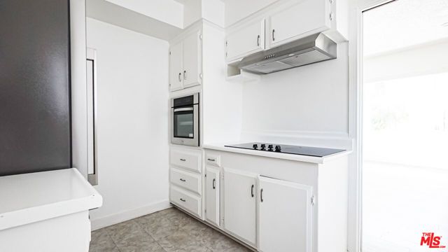 1525 N Hayworth Avenue 204, Los Angeles, CA 90046