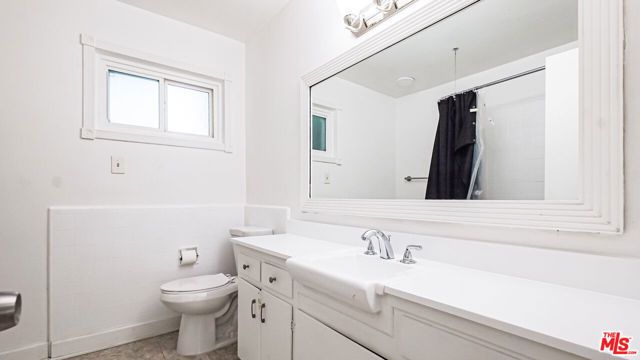 1525 N Hayworth Avenue 204, Los Angeles, CA 90046