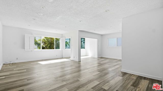 1525 N Hayworth Avenue 204, Los Angeles, CA 90046