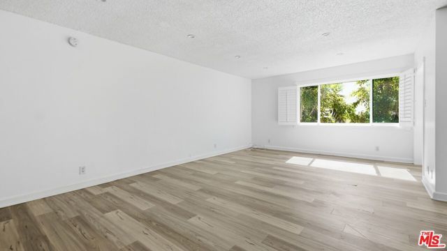 1525 N Hayworth Avenue 204, Los Angeles, CA 90046