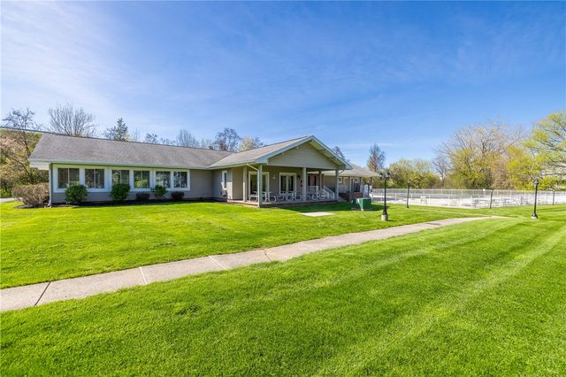 647 Eastbrooke Lane, Brighton, NY 14618