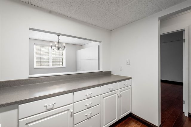 136 Centennial 305, Sewickley, PA 15143