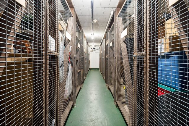 136 Centennial 305, Sewickley, PA 15143