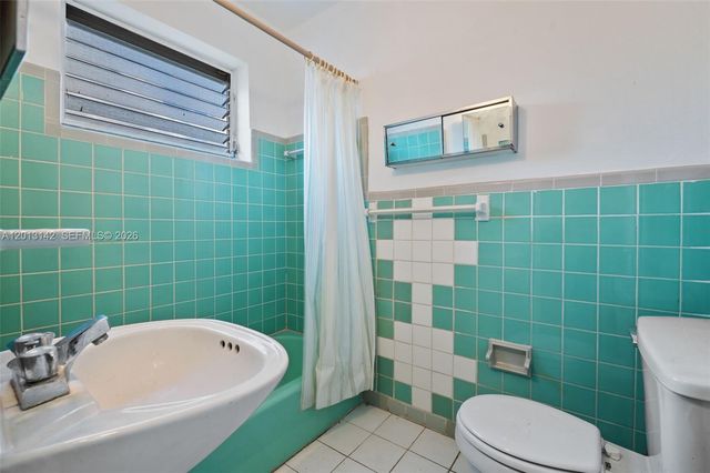 42 E 16th St, Hialeah, FL 33010