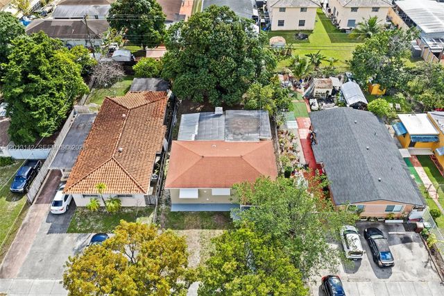 42 E 16th St, Hialeah, FL 33010