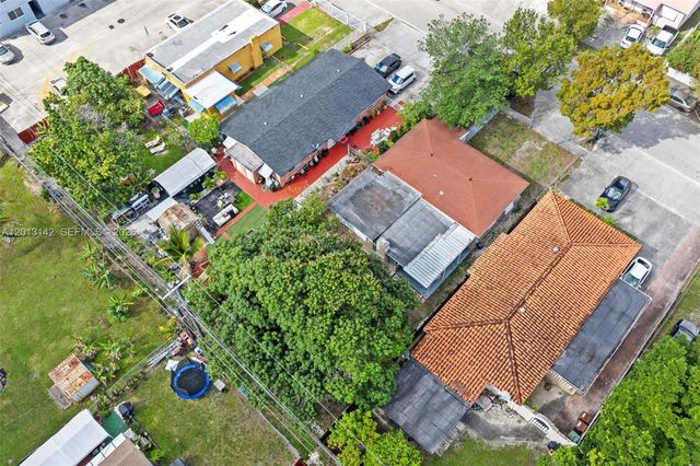 42 E 16th St, Hialeah, FL 33010