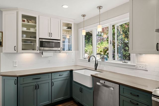 90 Forest St, Melrose, MA 02176