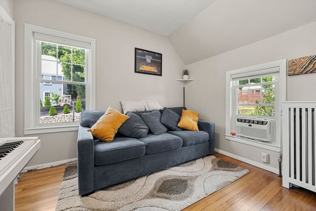 90 Forest St, Melrose, MA 02176