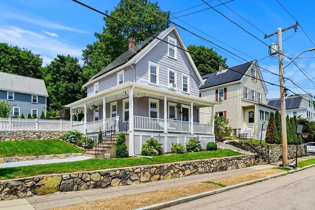 90 Forest St, Melrose, MA 02176