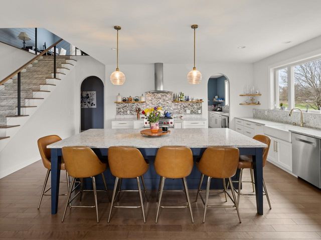 8 Medalist Drive, South Burlington, VT 05403