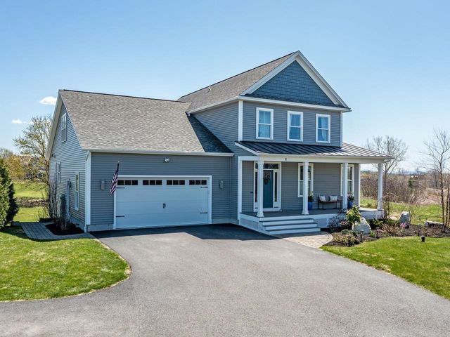 8 Medalist Drive, South Burlington, VT 05403