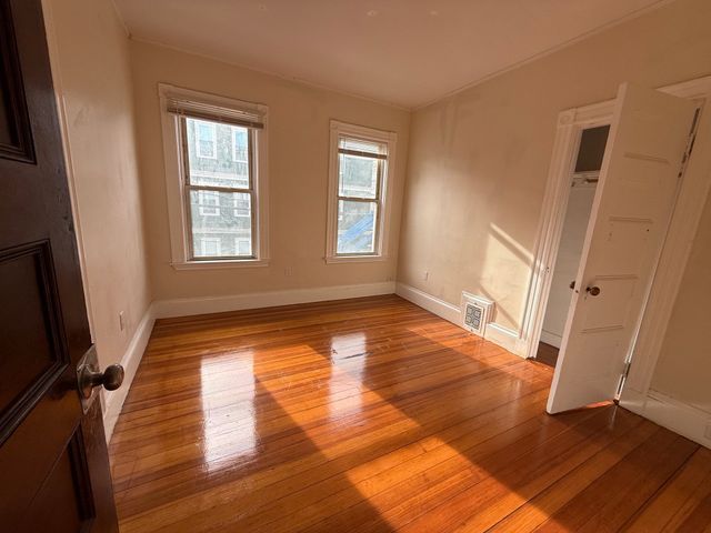 43 Hancock 2, Boston, MA 02125