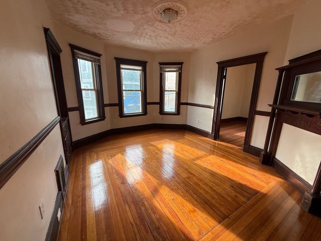 43 Hancock 2, Boston, MA 02125