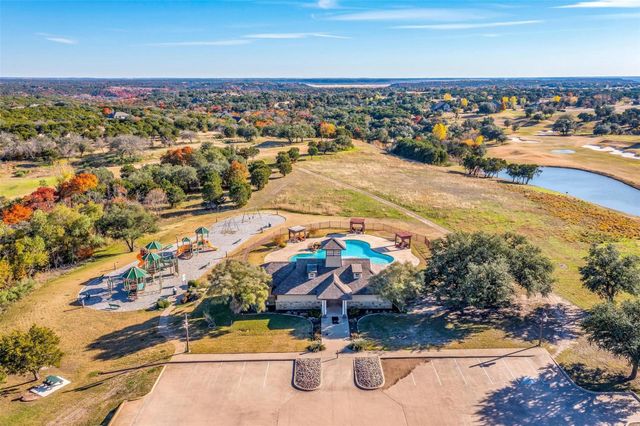 8425 Fullerton Drive, Cleburne, TX 76033