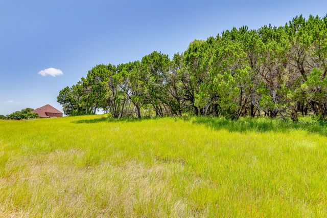 8425 Fullerton Drive, Cleburne, TX 76033