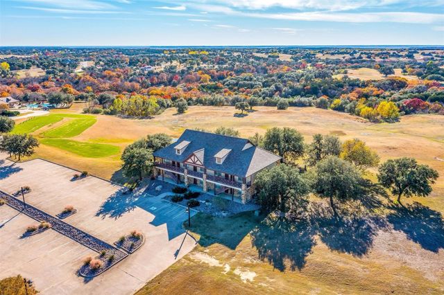 8425 Fullerton Drive, Cleburne, TX 76033