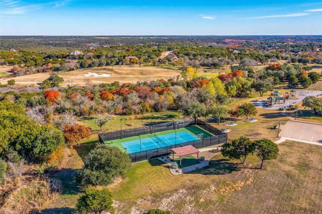 8425 Fullerton Drive, Cleburne, TX 76033