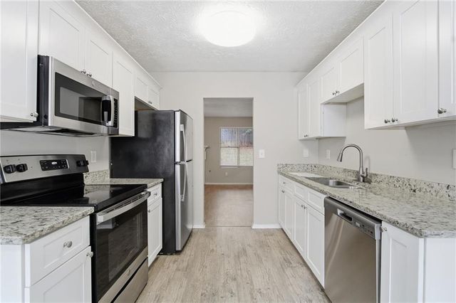 5535 Downs Way, Lithonia, GA 30058