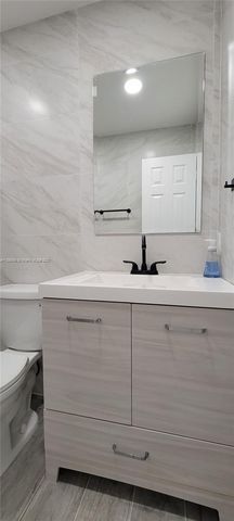 831 NW 14th Way 2, Fort Lauderdale, FL 33311