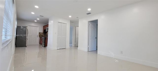 831 NW 14th Way 2, Fort Lauderdale, FL 33311