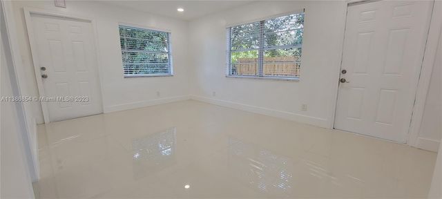831 NW 14th Way 2, Fort Lauderdale, FL 33311