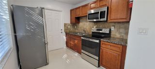 831 NW 14th Way 2, Fort Lauderdale, FL 33311