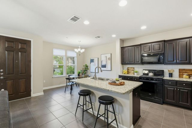 13800 Lyndhurst ST 271, Austin, TX 78717