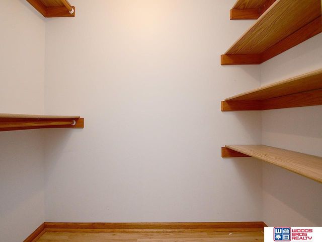 7930 S 20th Street, Lincoln, NE 68512