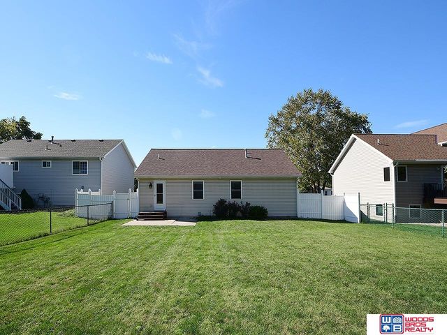 7930 S 20th Street, Lincoln, NE 68512