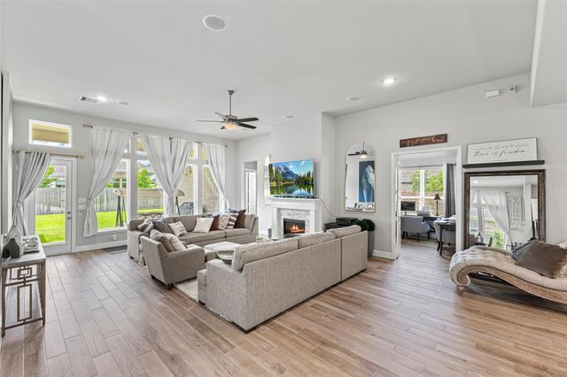 20911 Preakness Stakes Trl, Tomball, TX 77377