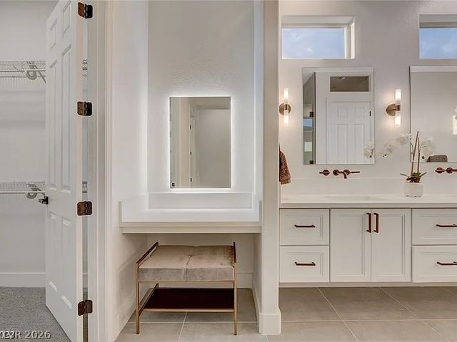 15 Clear Crossing Trail, Henderson, NV 89052