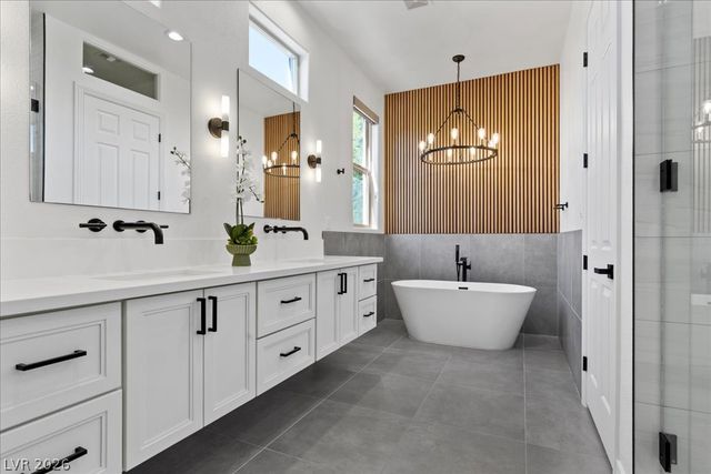 15 Clear Crossing Trail, Henderson, NV 89052