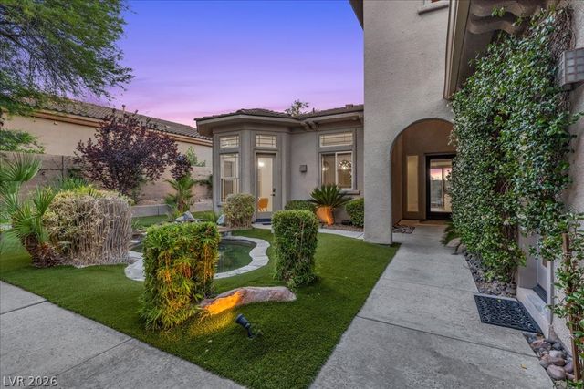15 Clear Crossing Trail, Henderson, NV 89052