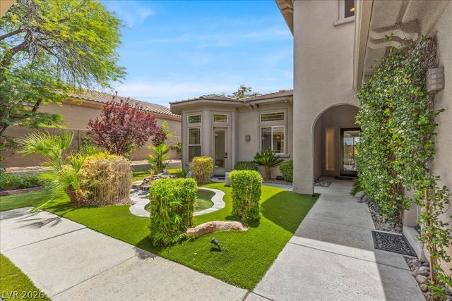 15 Clear Crossing Trail, Henderson, NV 89052