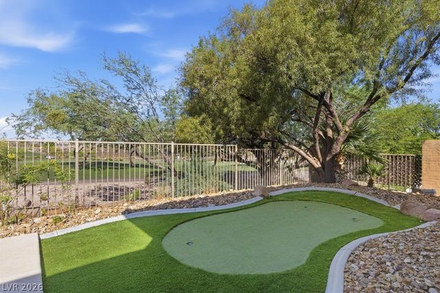 15 Clear Crossing Trail, Henderson, NV 89052