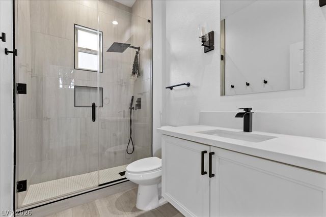 15 Clear Crossing Trail, Henderson, NV 89052