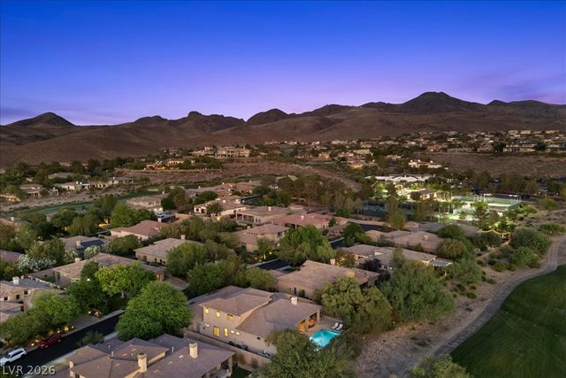 15 Clear Crossing Trail, Henderson, NV 89052