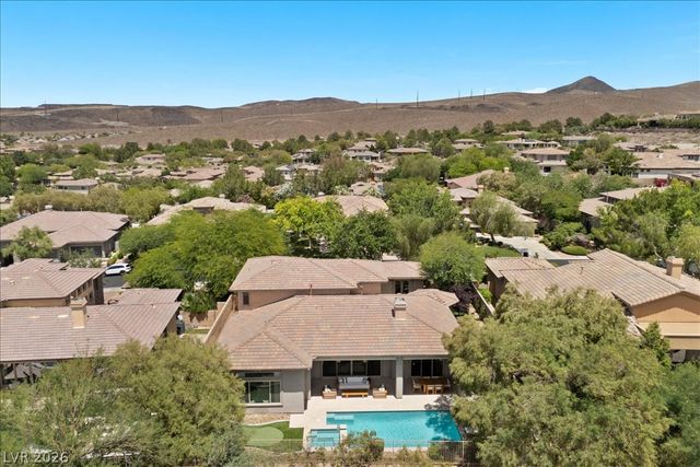 15 Clear Crossing Trail, Henderson, NV 89052