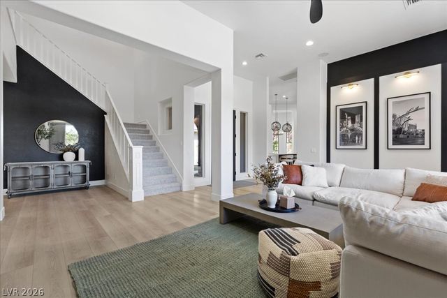 15 Clear Crossing Trail, Henderson, NV 89052