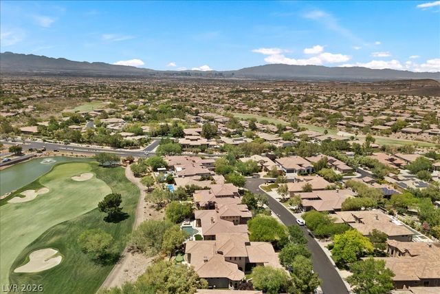 15 Clear Crossing Trail, Henderson, NV 89052