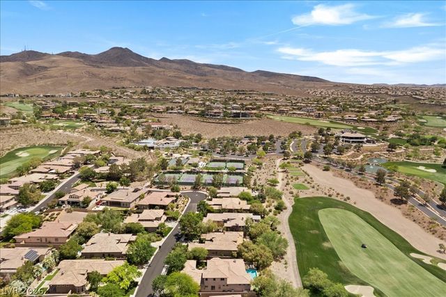 15 Clear Crossing Trail, Henderson, NV 89052
