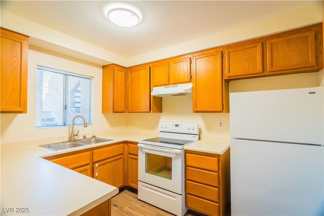 2243 Aspen Mirror Way 102, Laughlin, NV 89029