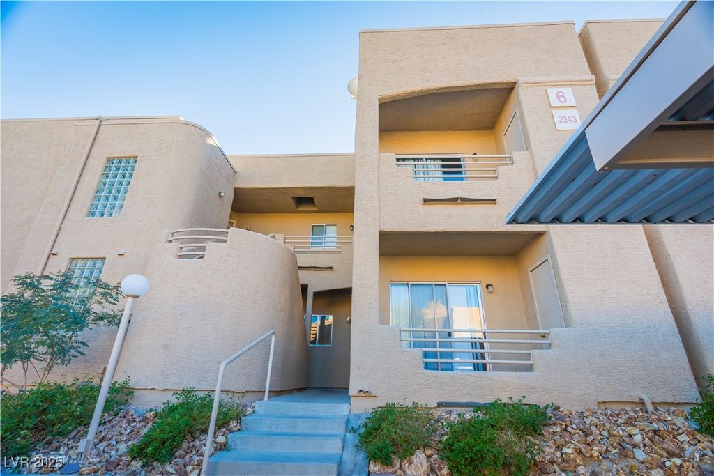 2243 Aspen Mirror Way 102, Laughlin, NV 89029