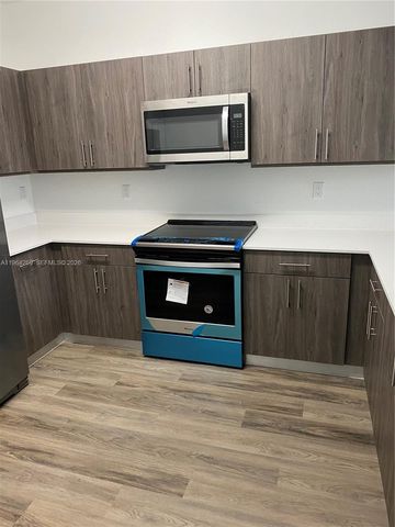 15600 SW 136 St. 105, Miami, FL 33196