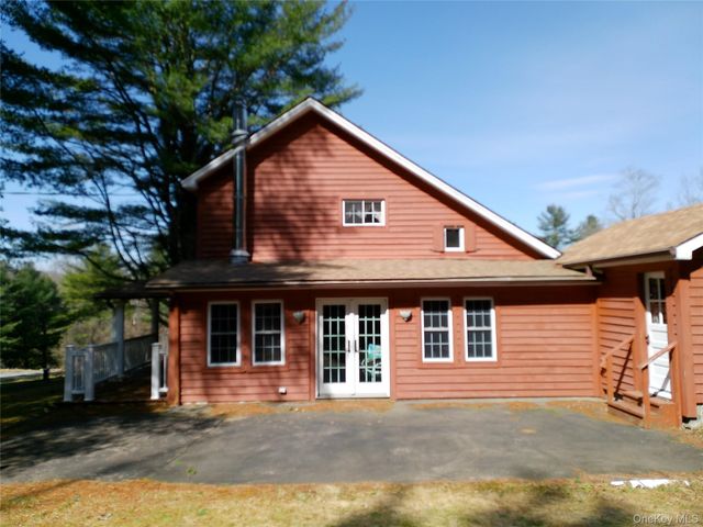 5618 Red Hill Road, Claryville, NY 12725