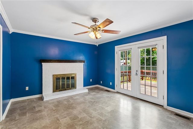 303 Nancy DR, Hampton, VA 23669