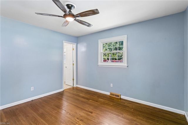 303 Nancy DR, Hampton, VA 23669