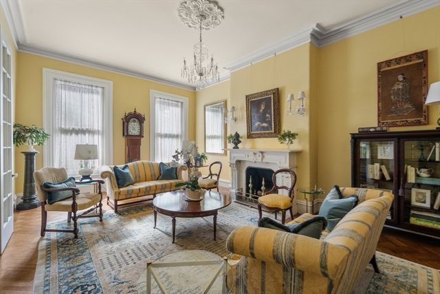 18 Hereford St, Boston, MA 02115